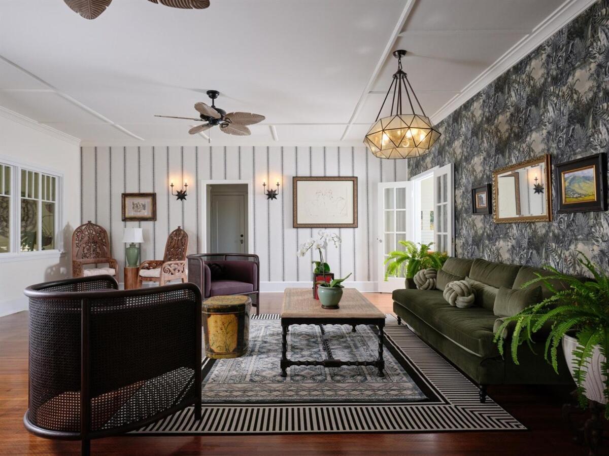 Hinano Suite - Vintage Relaxation, Free Breakfast! Wailuku Exterior photo